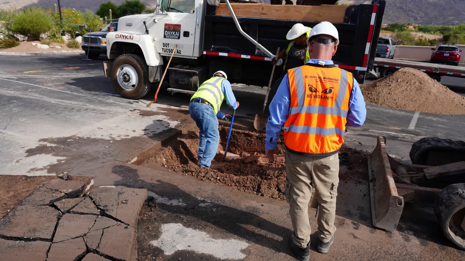 Plumber Kings crew on a main line excavation at La Paloma, Tucson